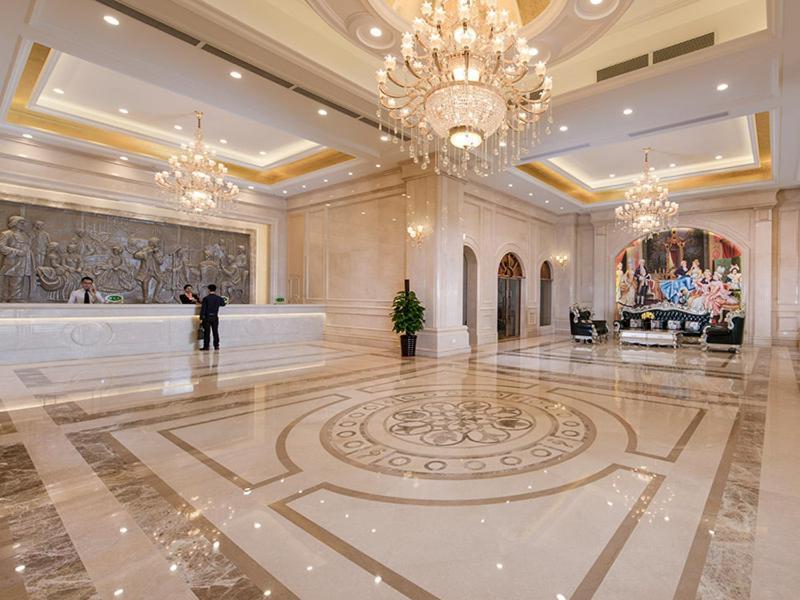 Vienna Hotel Guangzhou Baiyun Airport Exterior photo